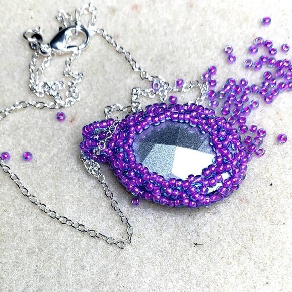 New Handmade Purple Beaded Crystal bezeled Pendant on Silver plated Chain - Picture 5 of 7